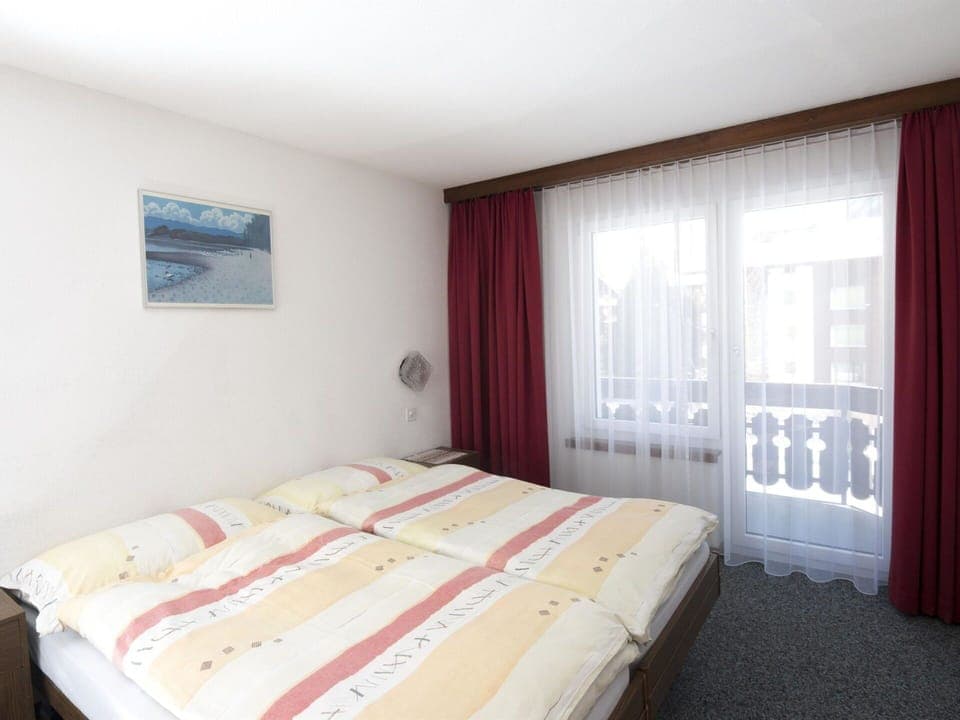 Furniture, Wood, Window, Shade, Textile, Curtain, Comfort, Building, House