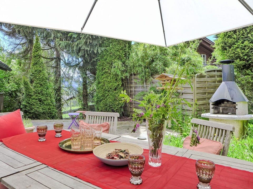 Table, Property, Furniture, Tableware, Food, Plant, Decoration, Interior Design, Tablecloth, Outdoor Furniture