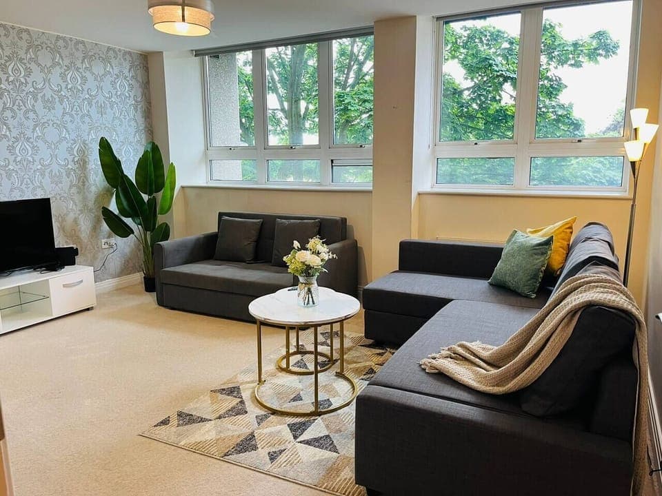 feb42139-f6ba-4904-8859-2a9fce03630a