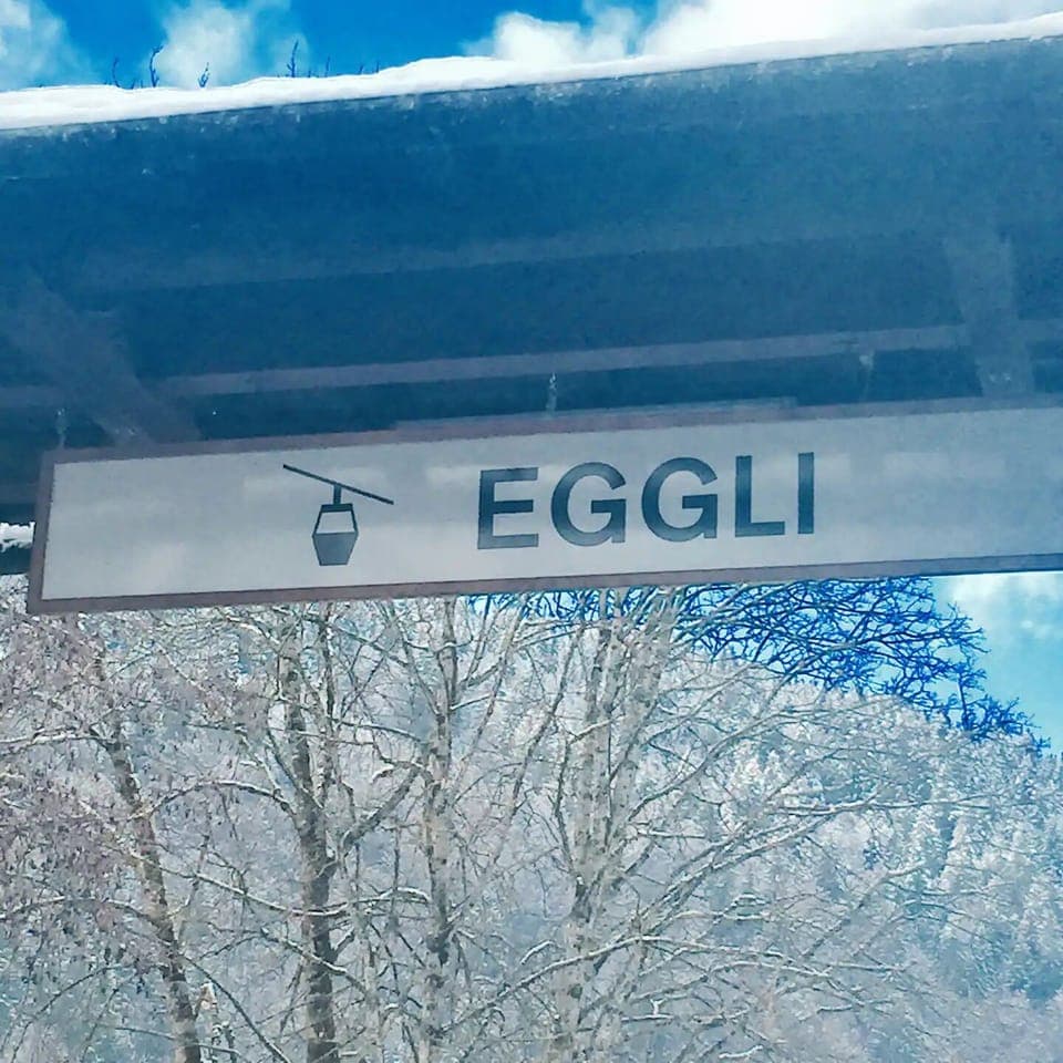 At the foot of Mount Eggli. Skiing can begin on foot...
