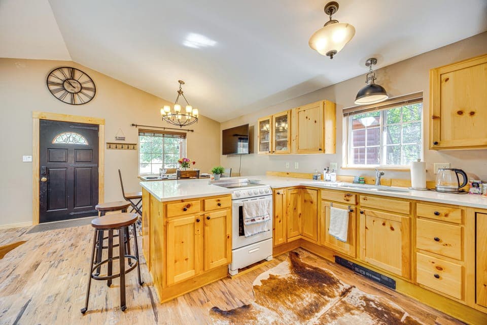 Kitchen | Cooking Basics | Pod Coffee Maker | Microwave | Toaster | Spices