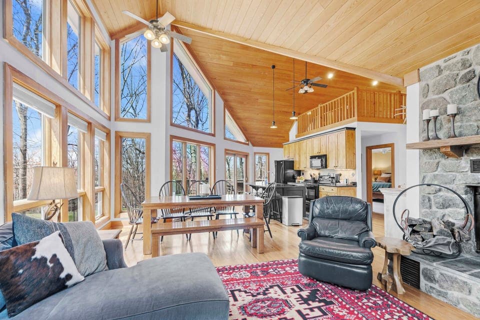 Wintergreen Resort Vacation Rental | 3BR | 3BA | 2,400 Sq Ft | Stairs Required