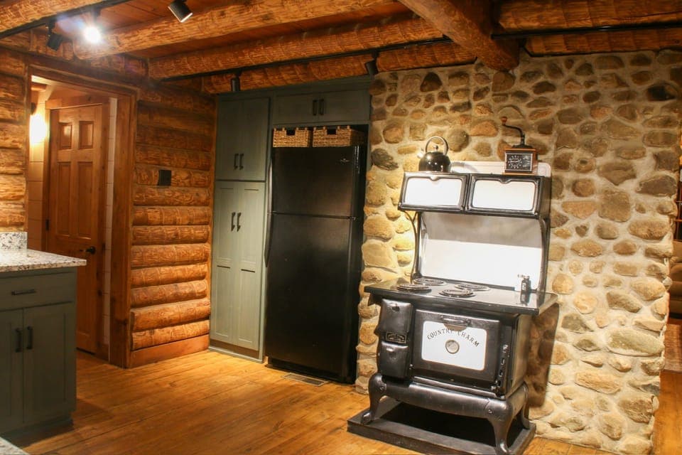 Country Charm electric range