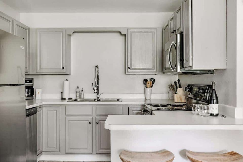 Fully equipped kitchen