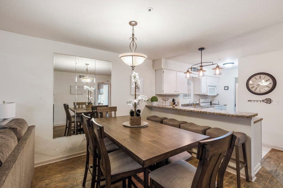 Dining table for 7, and additional counter seating