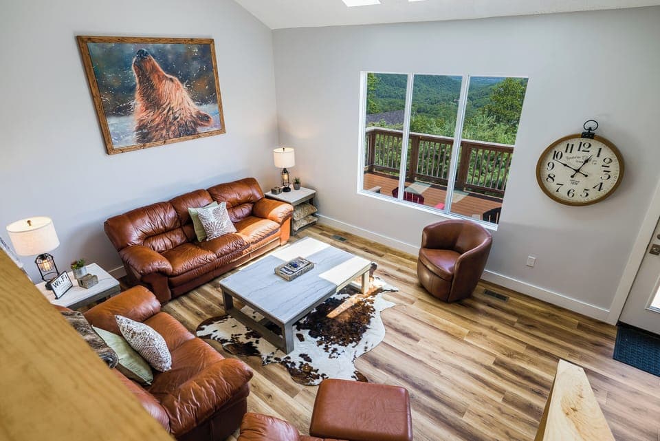 Looking down from the kitchen to the Mid-Level living room. 40-mile view!