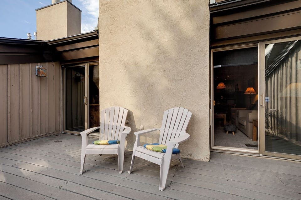 Unwind in your private deck chairs while staying connected to the cozy interior through open glass doors.