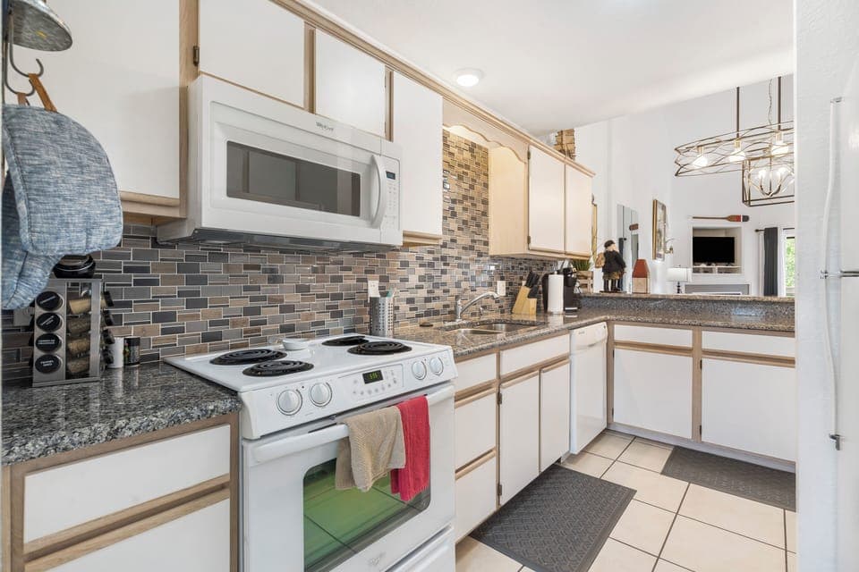 Endless counter space