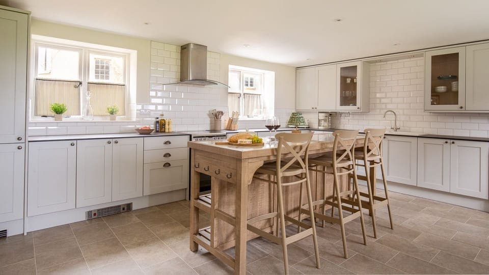 The well-equipped kitchen is a stylish space