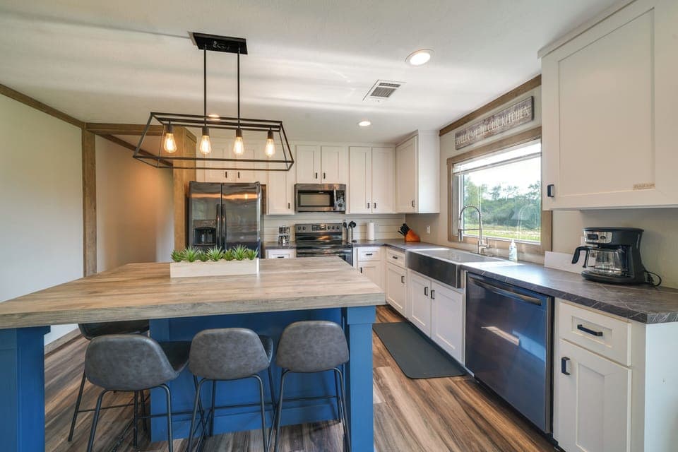 Kitchen | Cooking Basics | Dishware & Flatware