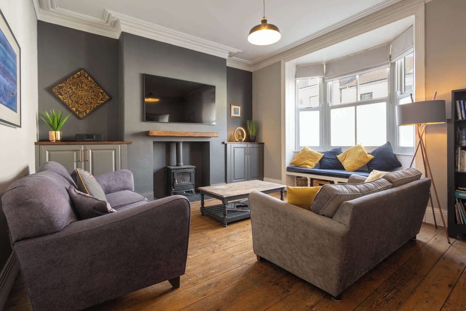 Garnet Street, Saltburn-by-the-Sea - Host & Stay