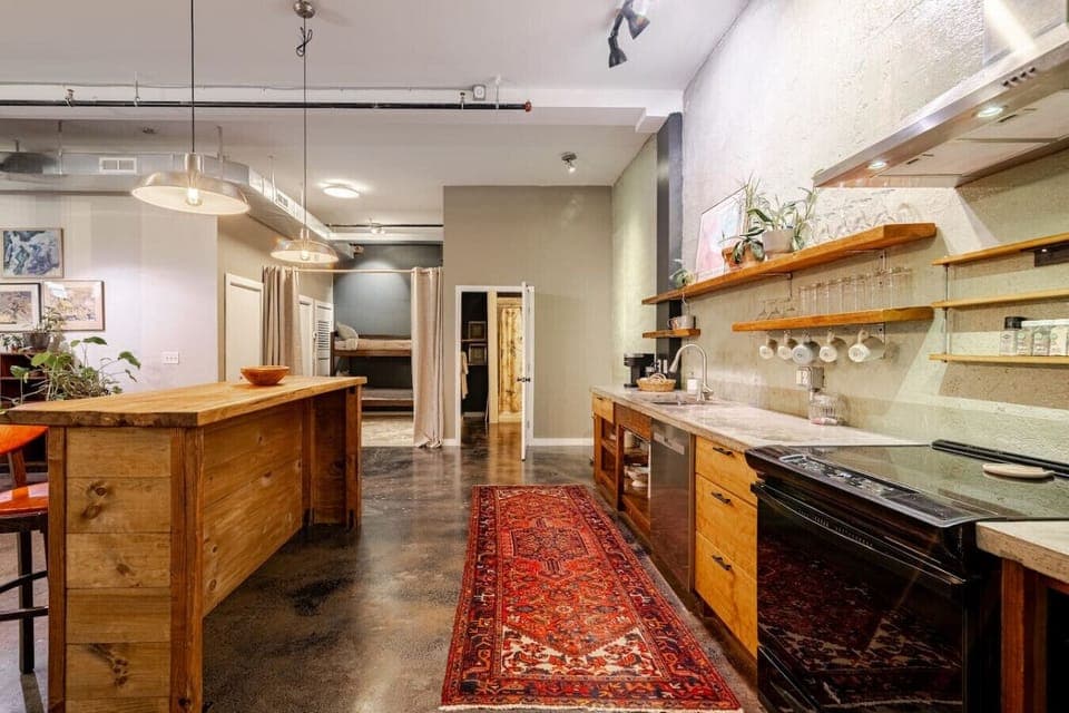 Private kitchen