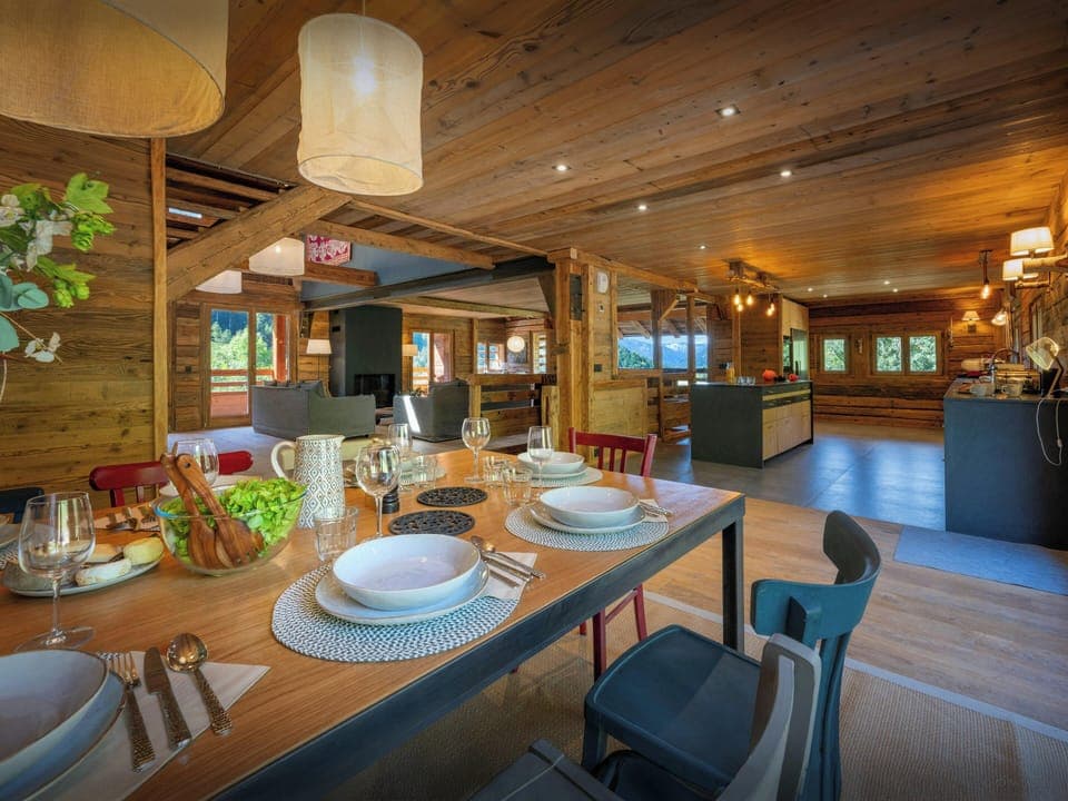 Dining/Kitchen/Lounge