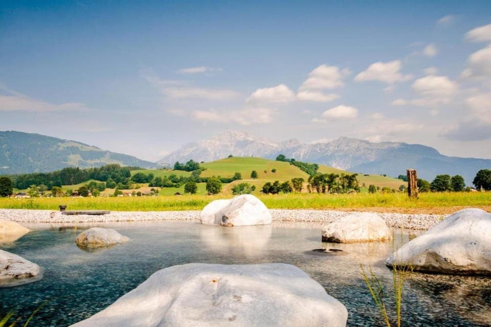 Region [summer] (>5 km)