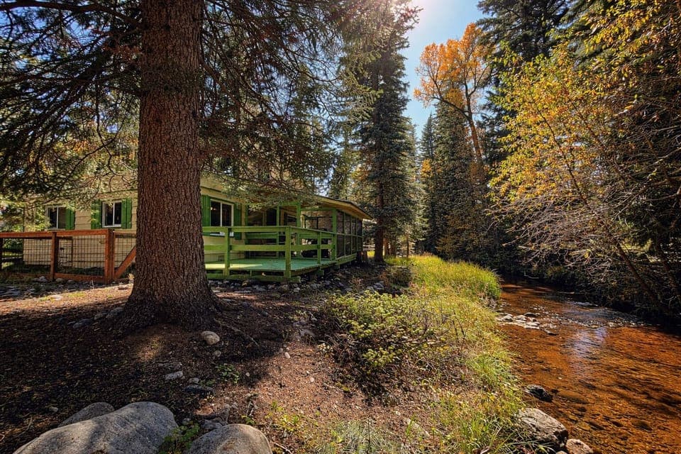 Creekside Home in Vallecito
