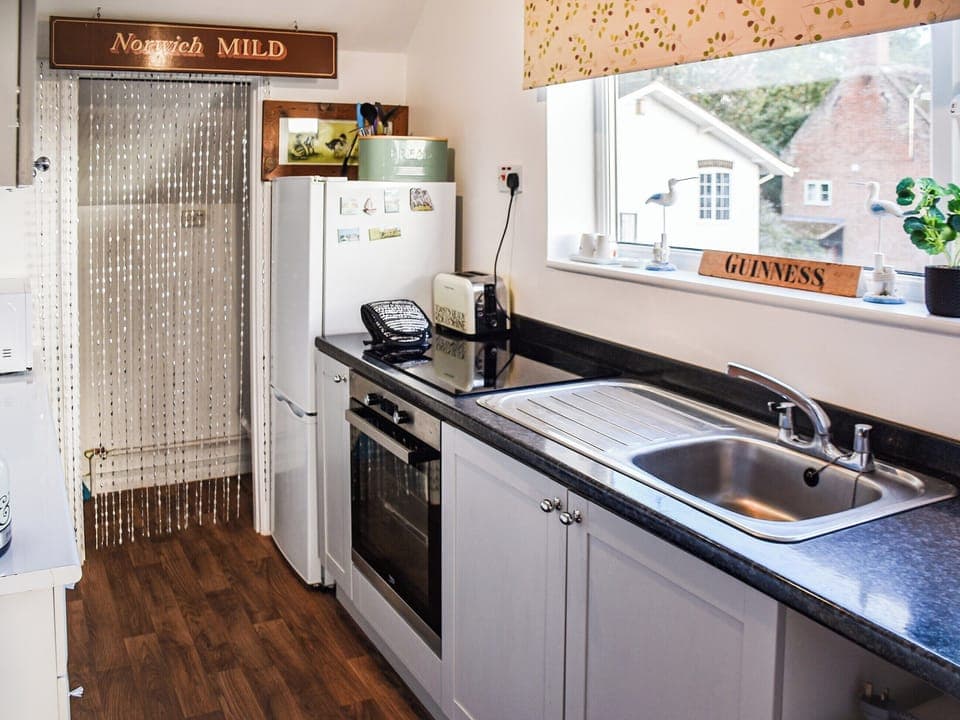 Kitchen | River View, Horning