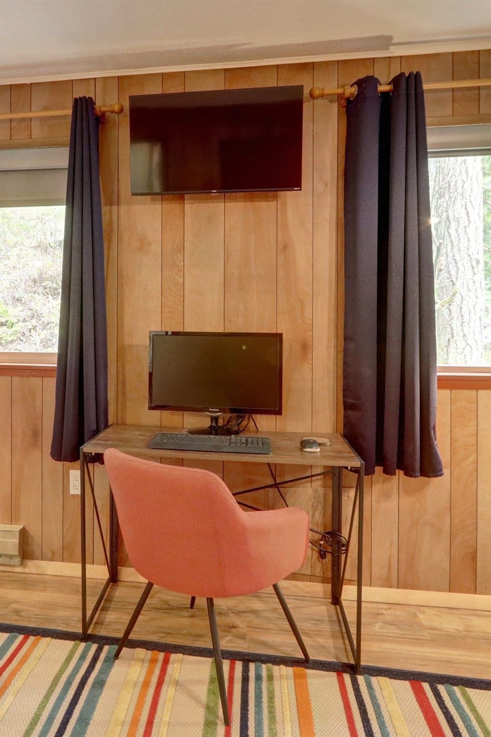 Work from the Cabin station. Extra monitor available for use,