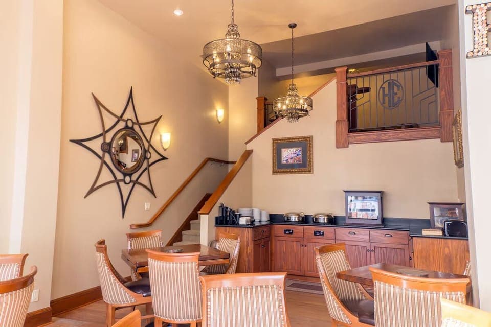 Free continental breakfast