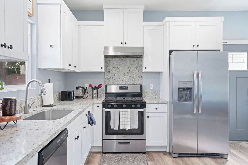 Well-equipped kitchen.