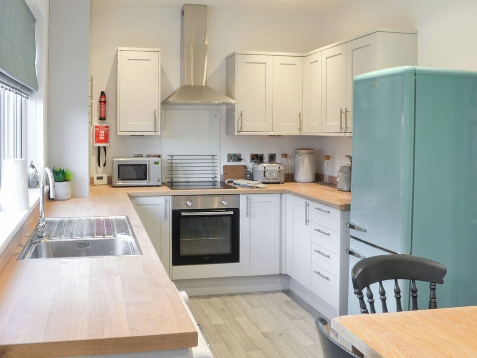 Kitchen/diner | Avocet Cottage, Amble by the Sea, near Morpeth