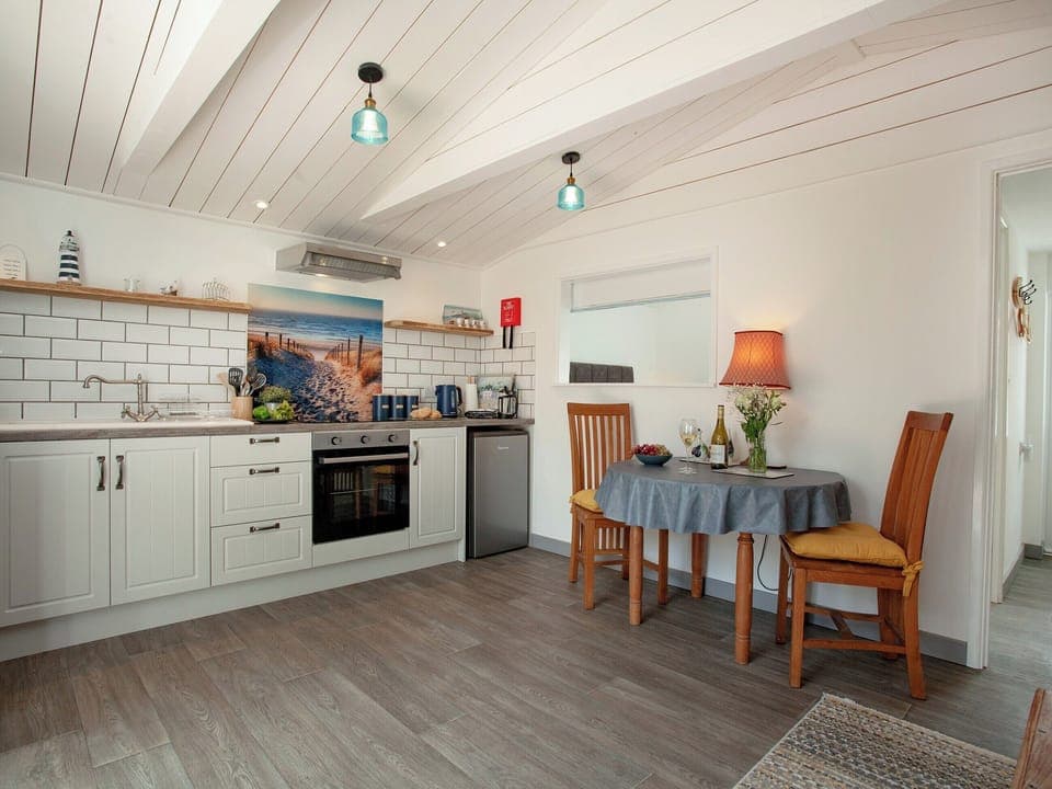 Kitchen/diner | Linden Lodge, Honiton