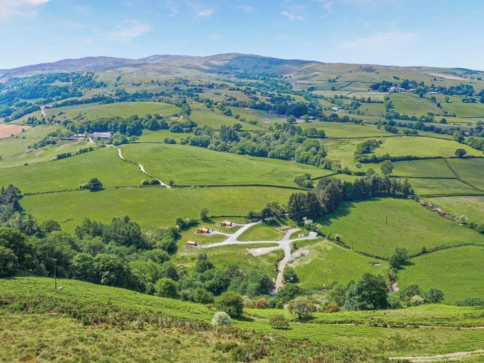 Surrounding area | Glampio Trysor Merddwr - Glampio Trysor, Corwen, near Bala