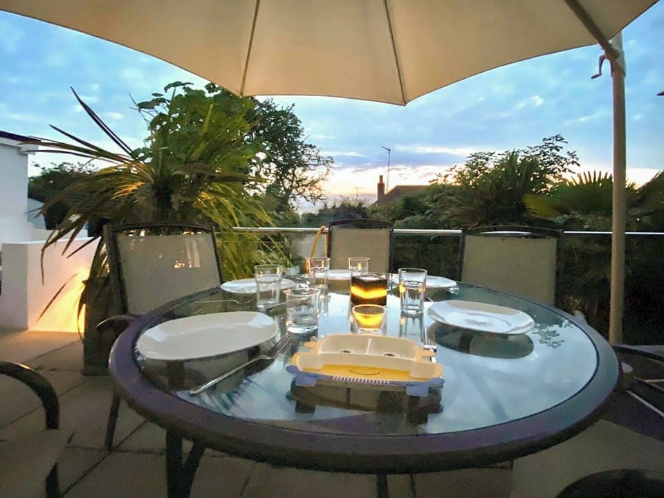 Outdoor area | Gorsehill House, Poole