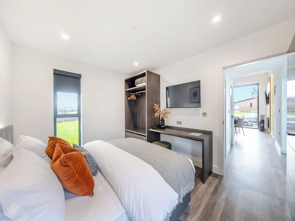 Double bedroom | Lodge Six - Ty Llwyd, Llangefni