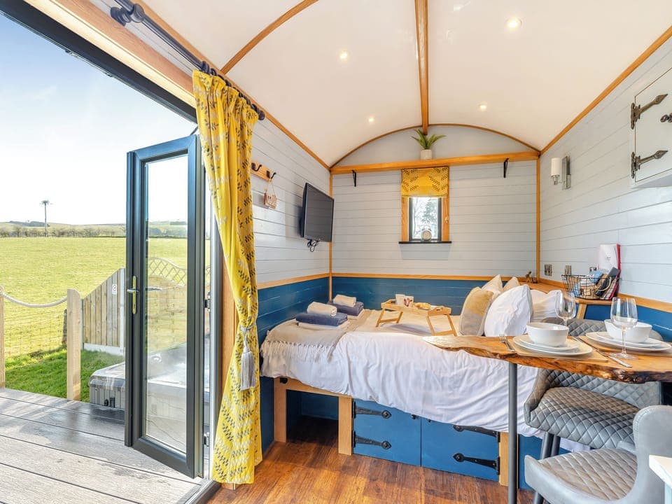 Interior | Tulip - Llawrllan, St Harmon, near Rhayader