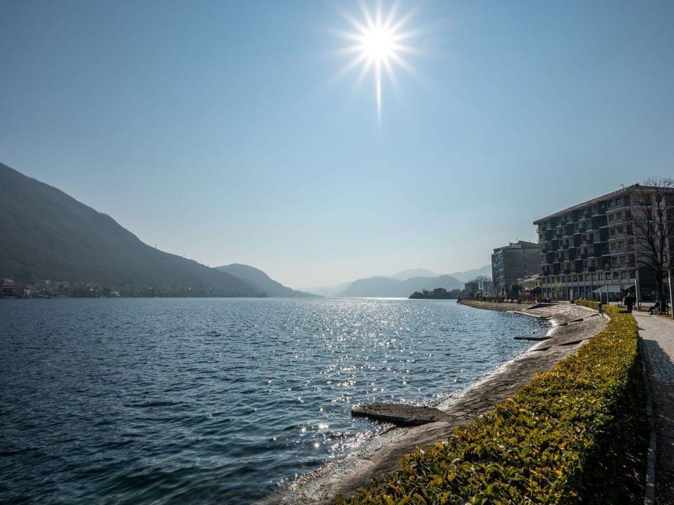 Cloud, Sky, Daytime, Property, Building, Window, Plant, Architecture, Grass, Urban Design