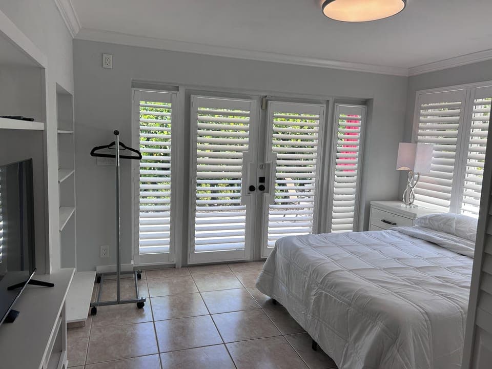 Comfortable queen size bed