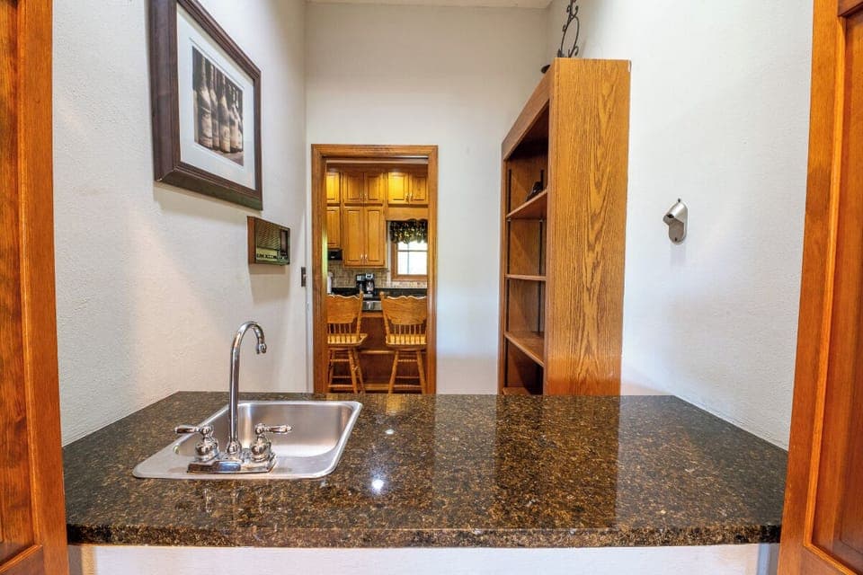 Peachtree's fully equipped kitchen