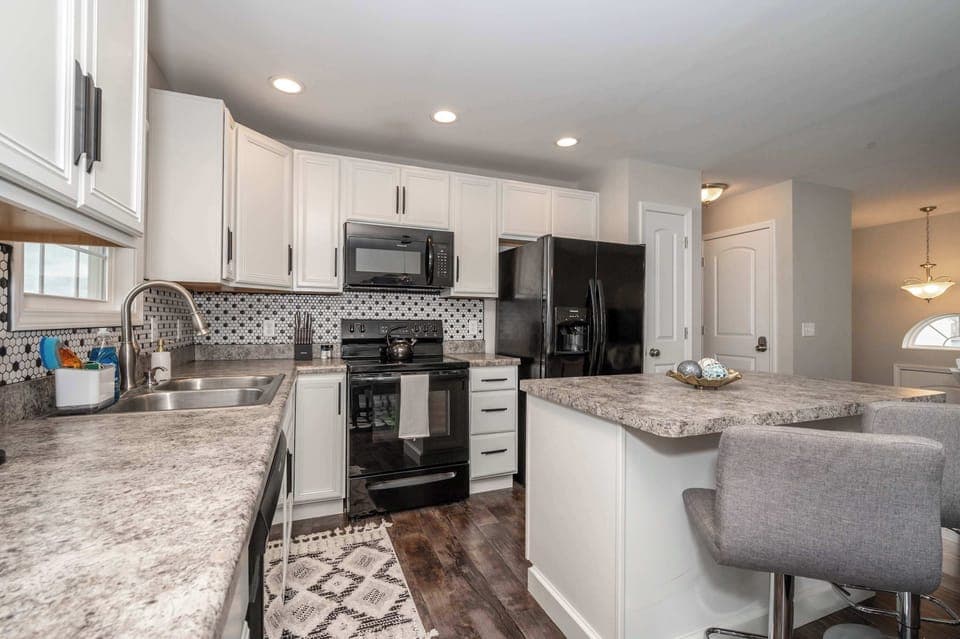 Fully equipped kitchen