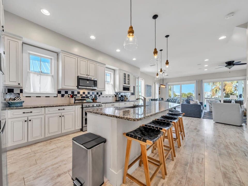 Gourmet Kitchen