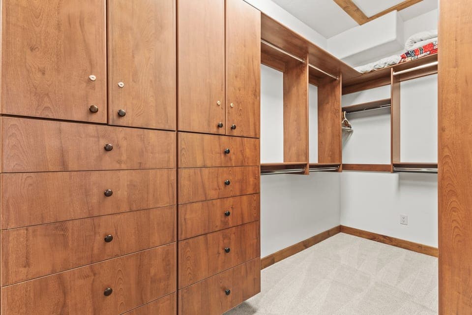 Top Level | Ensuite King Bedroom 1 with Walk In Closet