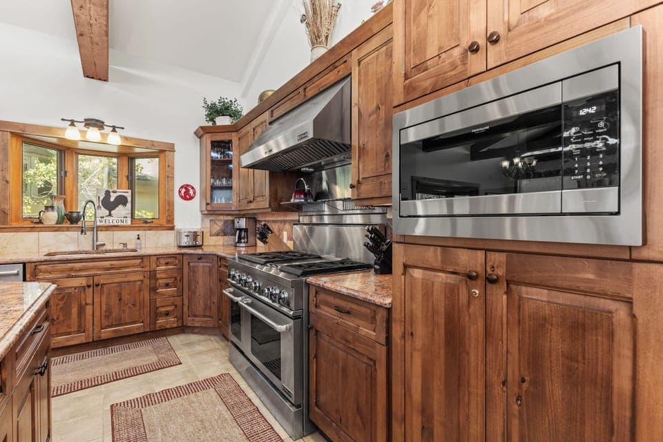 Top Level | Kitchen