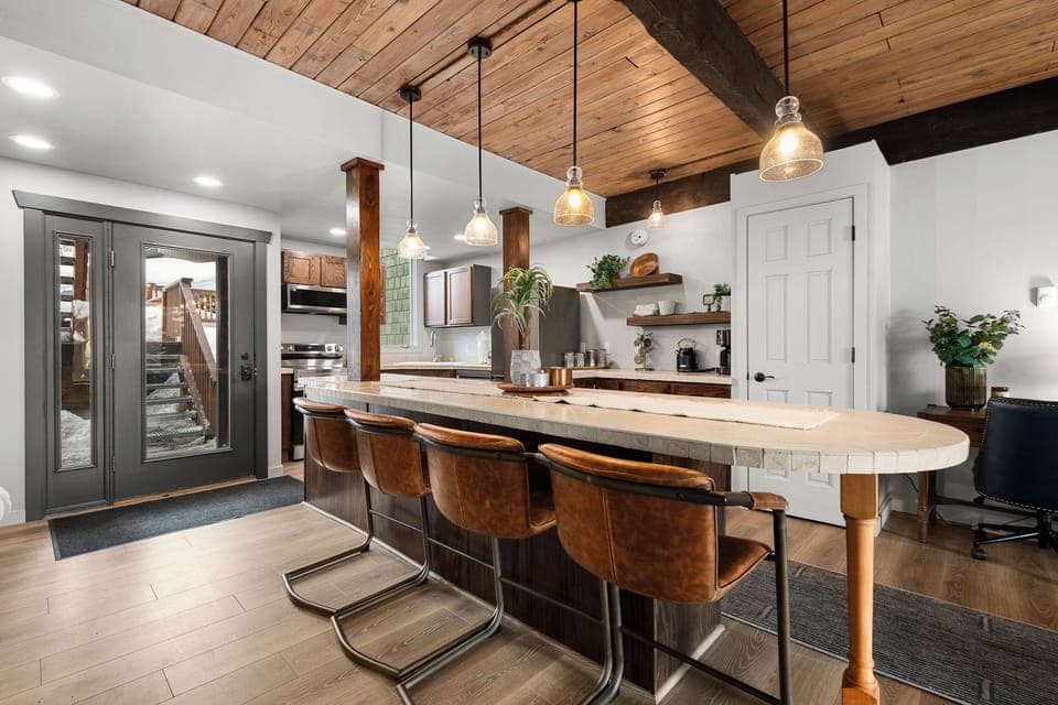 0a28aee6-5f7d-4f67-8071-8c536d2da38d