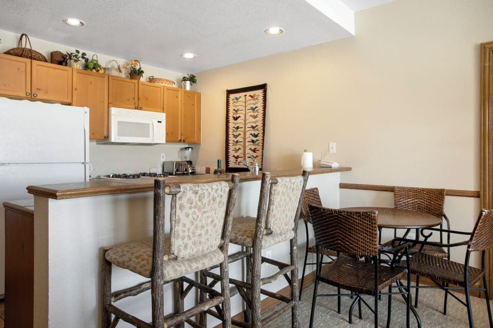 Breakfast Bar
