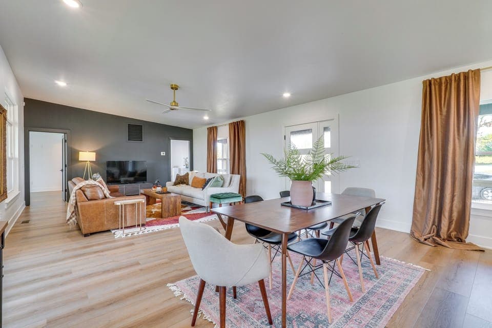 Eagle Rock Vacation Rental | 3BR | 2BA | 1,700 Sq Ft | Stairs Required