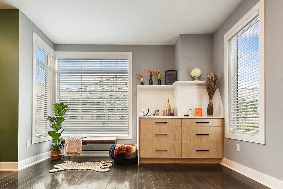 Gather here. Your go-to for snacks, drinks, and easy talks.