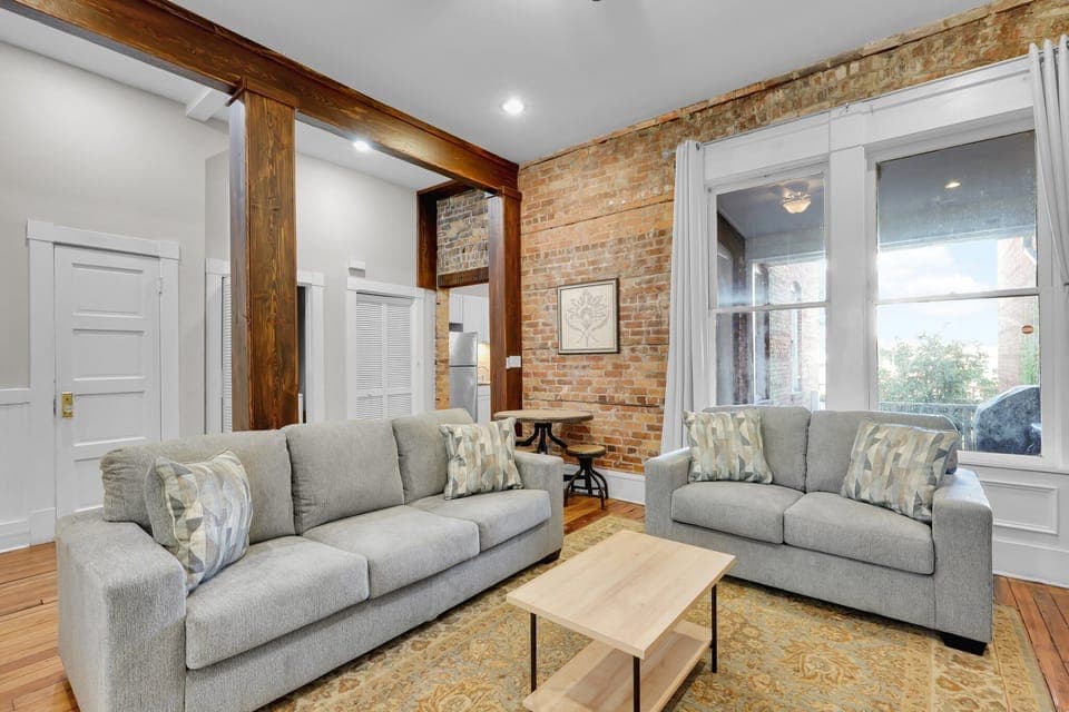 Welcome to Sweet Magnolia Manor!