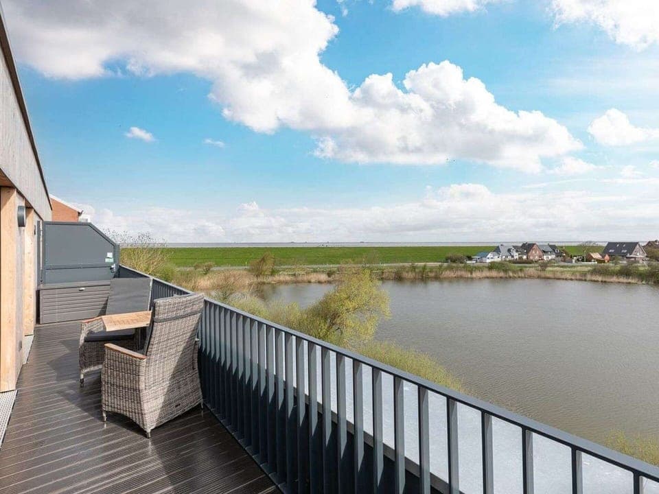 Sky, Shade, Land Lot, Cottage, Siding, Facade, Residential Area, Landscape, Roof, Grass