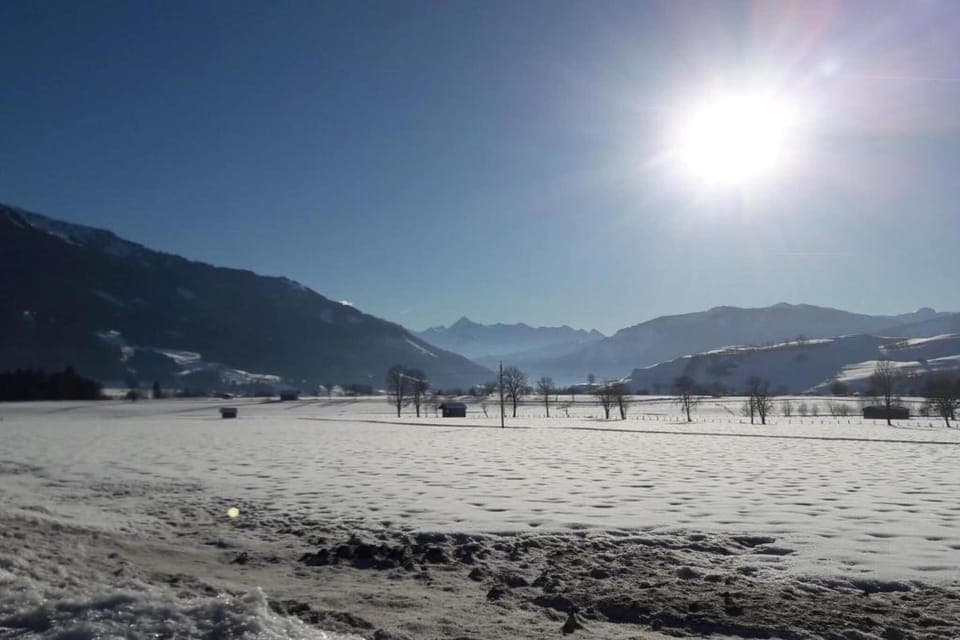 Region [winter] (>5 km)