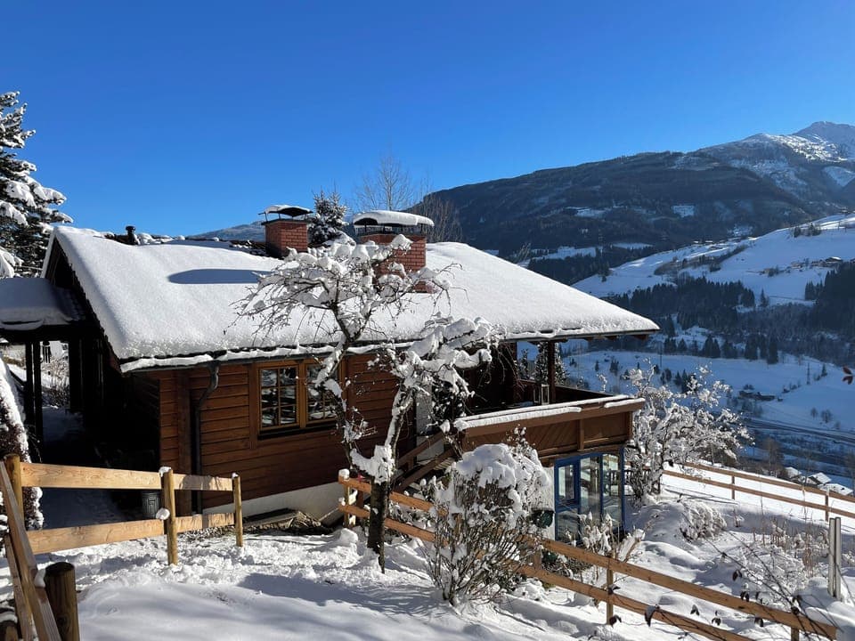 Holiday Home Exterior [winter]