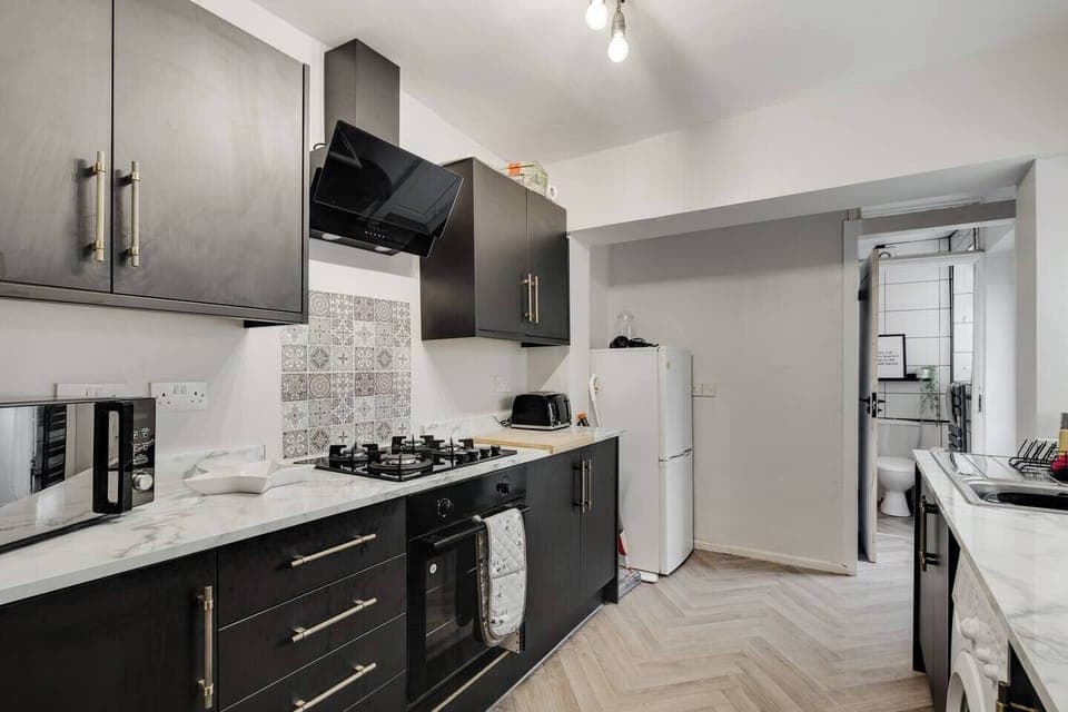 Fully Fitted Kitchen with everything you need to enjoy a lovely stay.