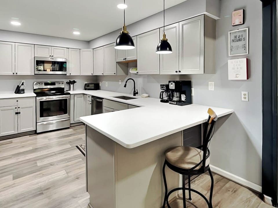 Full Kitchen