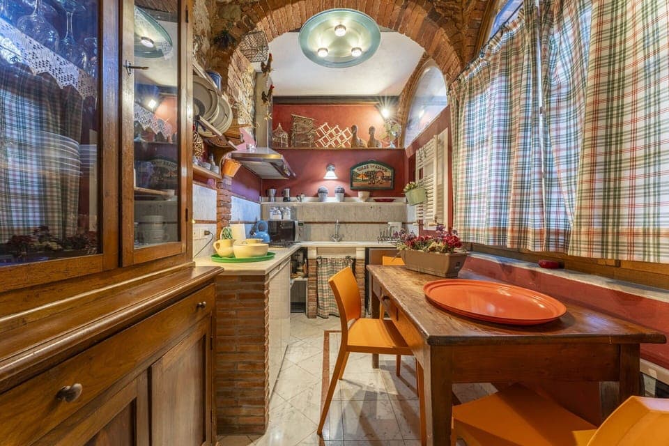 Autumn, Kitchen, Spring, Summer