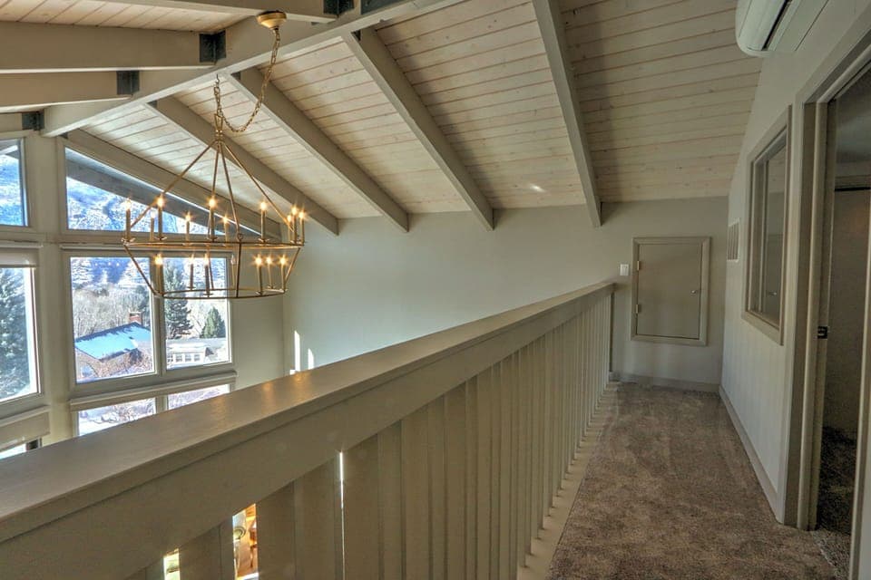 Balcony overlooking the great room