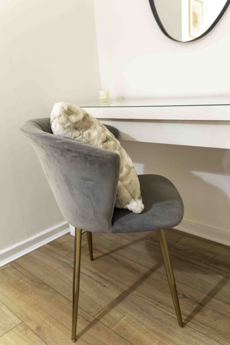 Living Room / Lounge