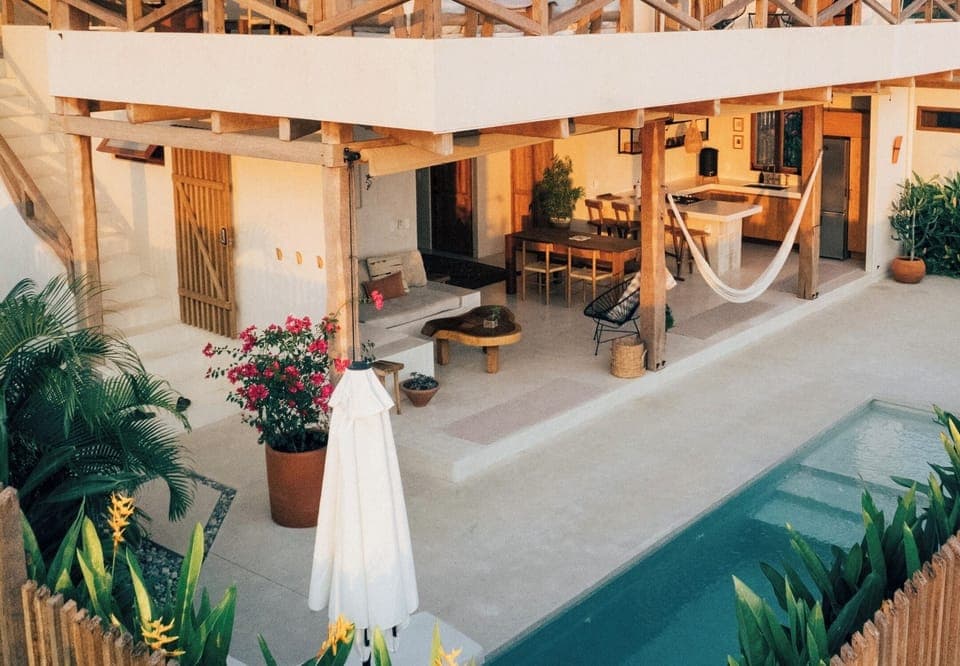 1f9c8c65-f672-4c3f-8a37-cc43f9fcb459